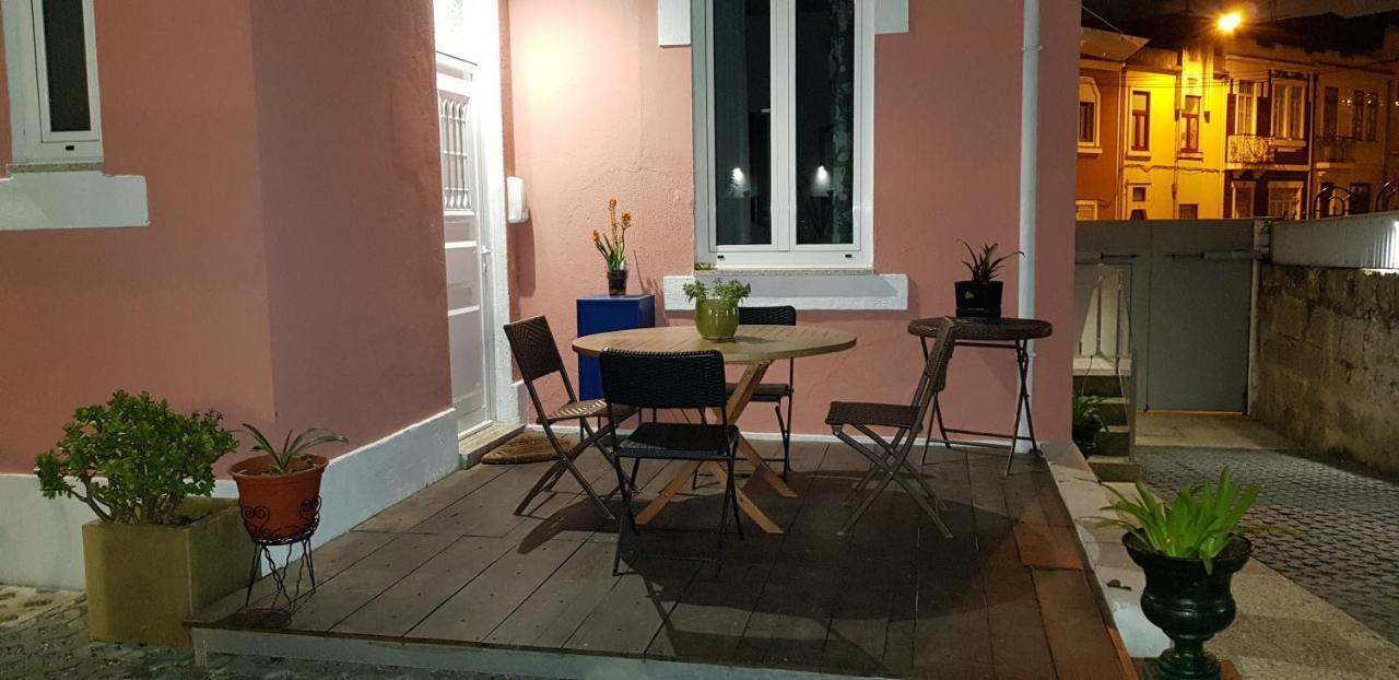 Luxurious Pink House And Parking Villa Porto Exterior photo